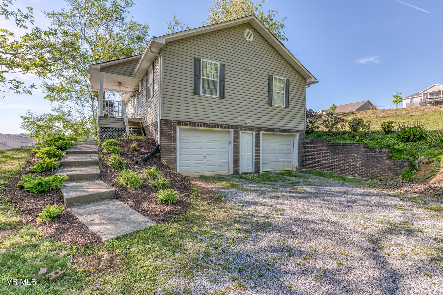 356 Poplar Ridge Road Piney Flats, TN 37686 - Photo 21 of 34 356 Poplar Ridge Rd - Rental-29