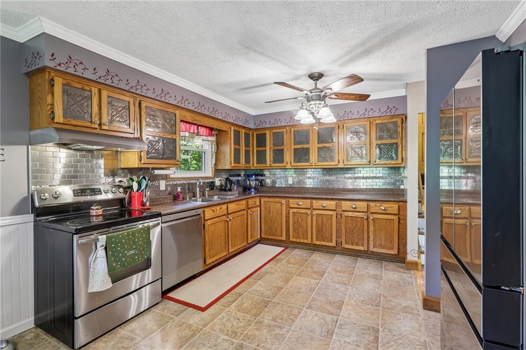171 McClelland Road New Castle, PA 16102 - Photo 16 of 50 Gallery Image 16