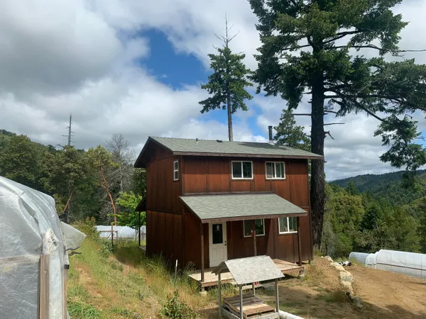 $599,000 | 1010-1020 Windy Ridge Lane, Garberville, CA 95542