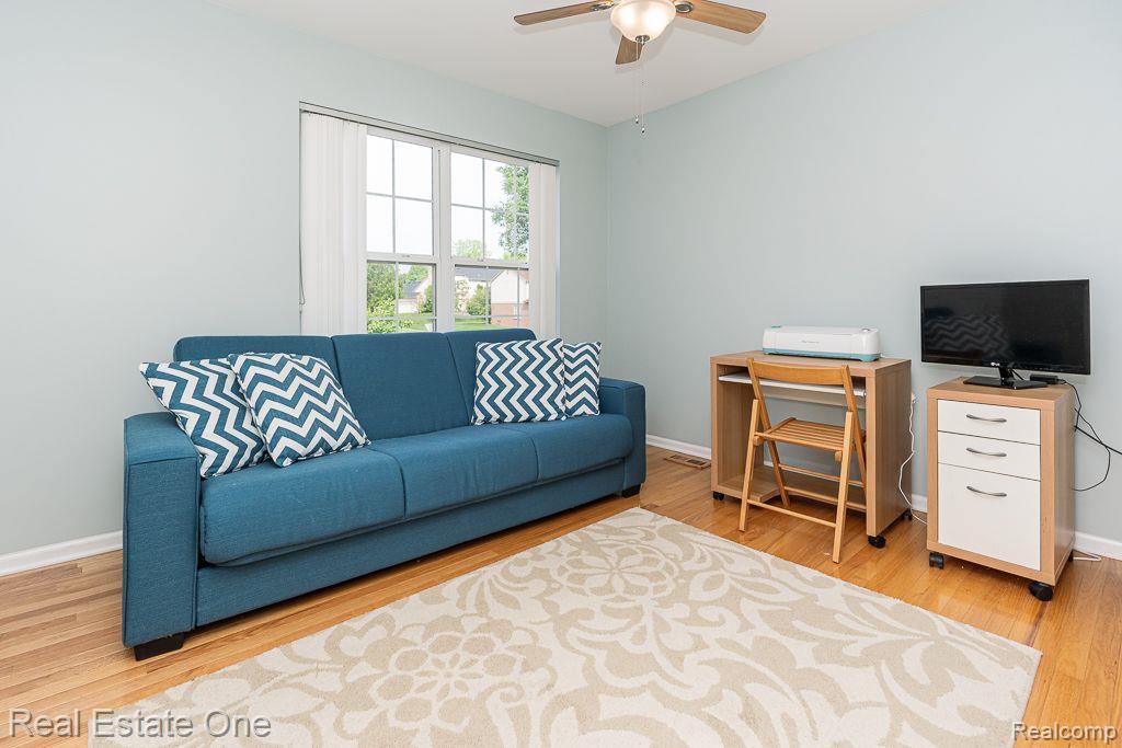 2817 Long Meadow Lane Rochester Hills, MI 48307 - Photo 24 of 57