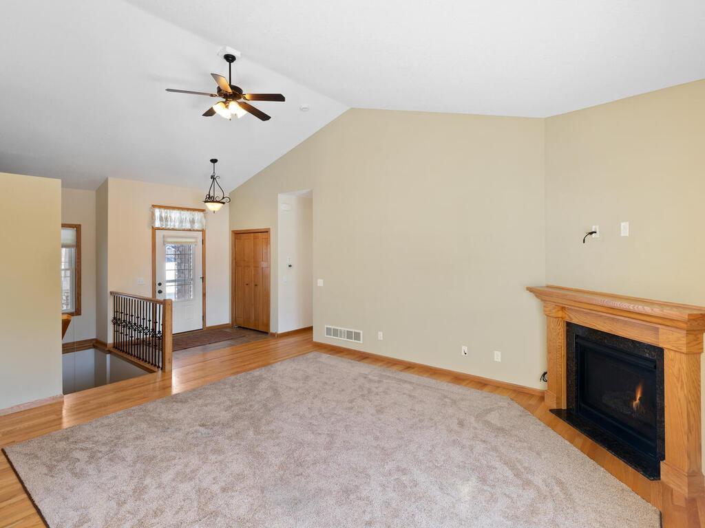 495 Riverview Road Delano, MN 55328 - Photo 8 of 44