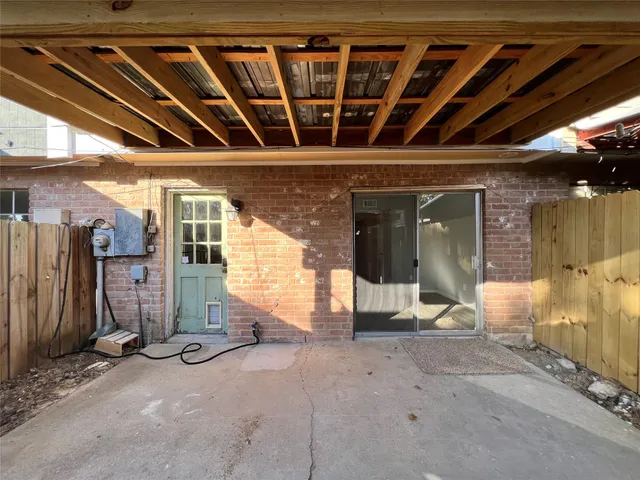 $130,000 | 3208 Briar Court, Baytown, TX 77521