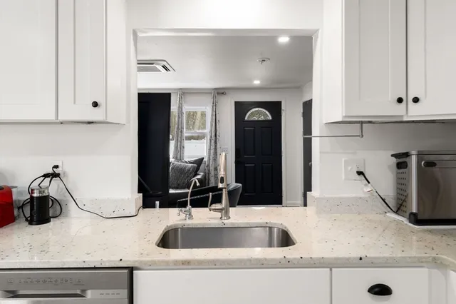 $599,900 | 188 Pleasant Street, Millis, MA 02054