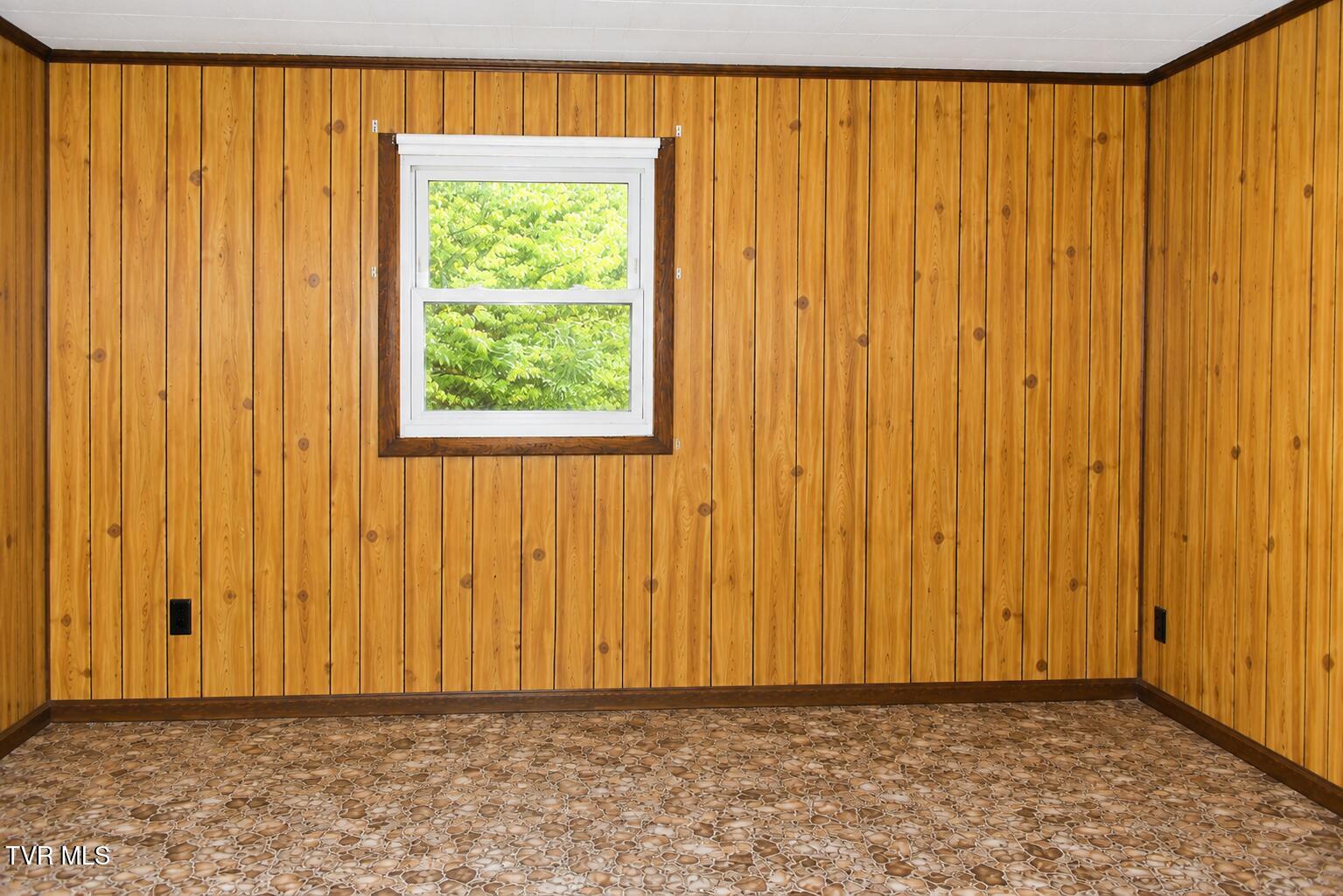 710 Colvert Road Mosheim, TN 37818 - Photo 21 of 57 Bonus Room 2