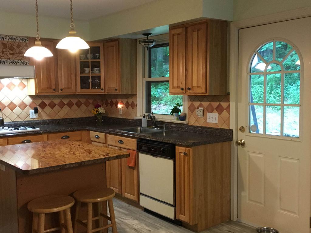 34 Houghton Brook Road Dummerston, VT 05346 - Photo 3 of 16
