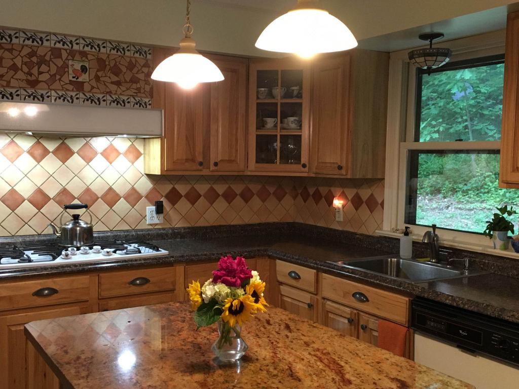 34 Houghton Brook Road Dummerston, VT 05346 - Photo 5 of 16