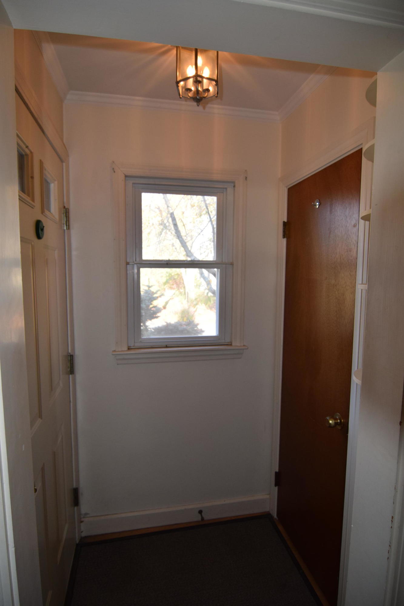 40 Edgewood Road South Portland, ME 04106 - Photo 4 of 32 Entry Foyer