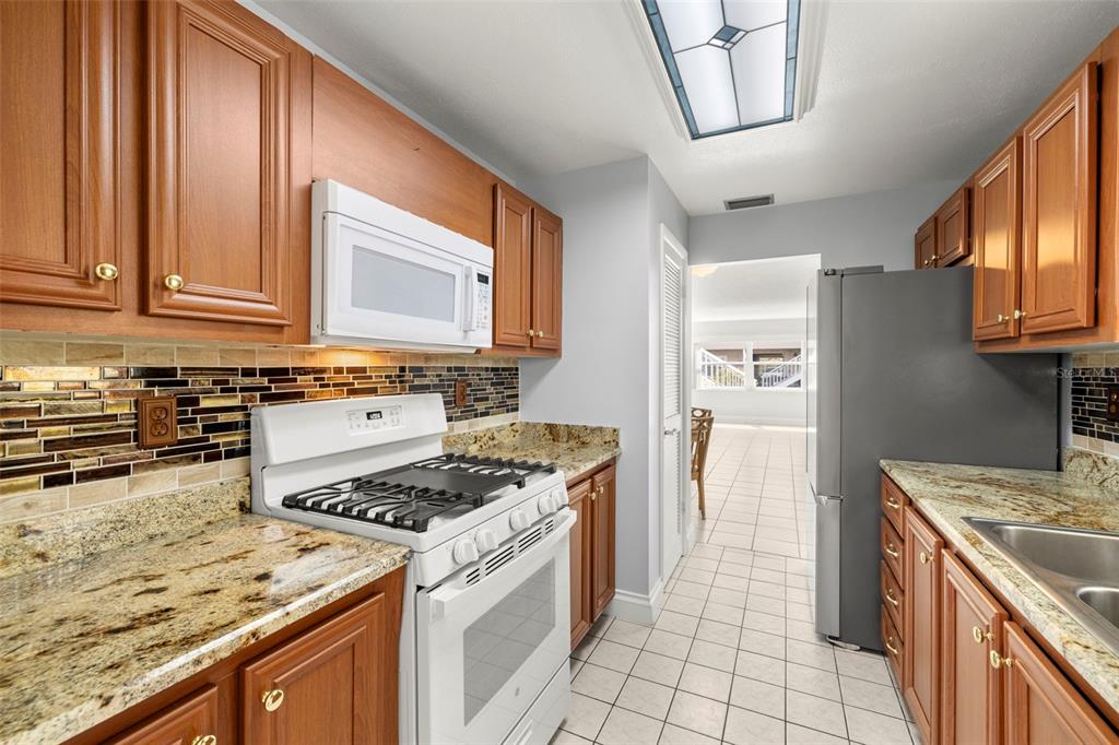 10038 62nd Avenue North, Unit 1 St. Petersburg, FL 33708 - Photo 3 of 39
