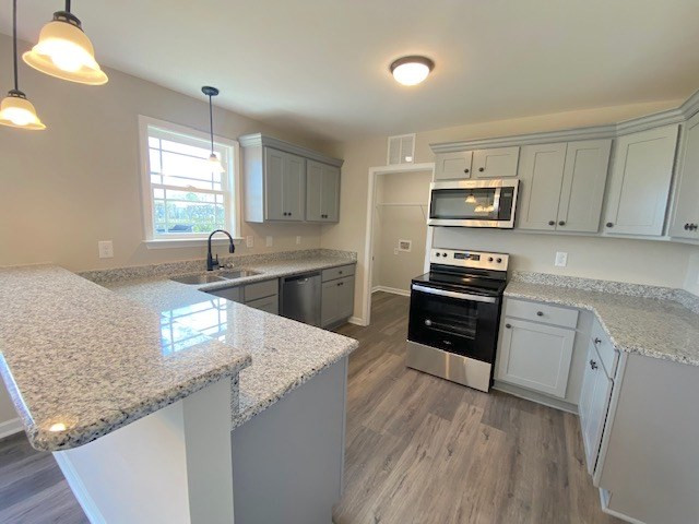 625 Flowers Road Four Oaks, NC 27524 - Photo 8 of 18 Gallery Image 8