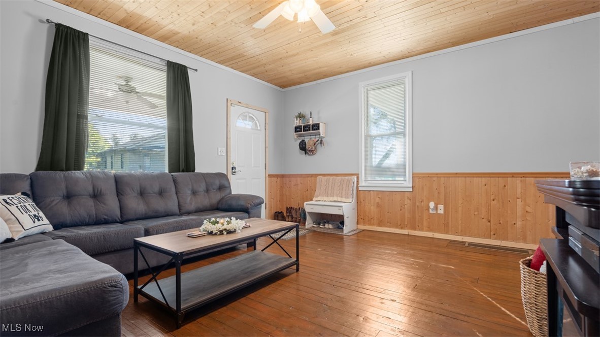 509 Pyramus Road Chester, WV 26034 - Photo 7 of 38 Gallery Image 7