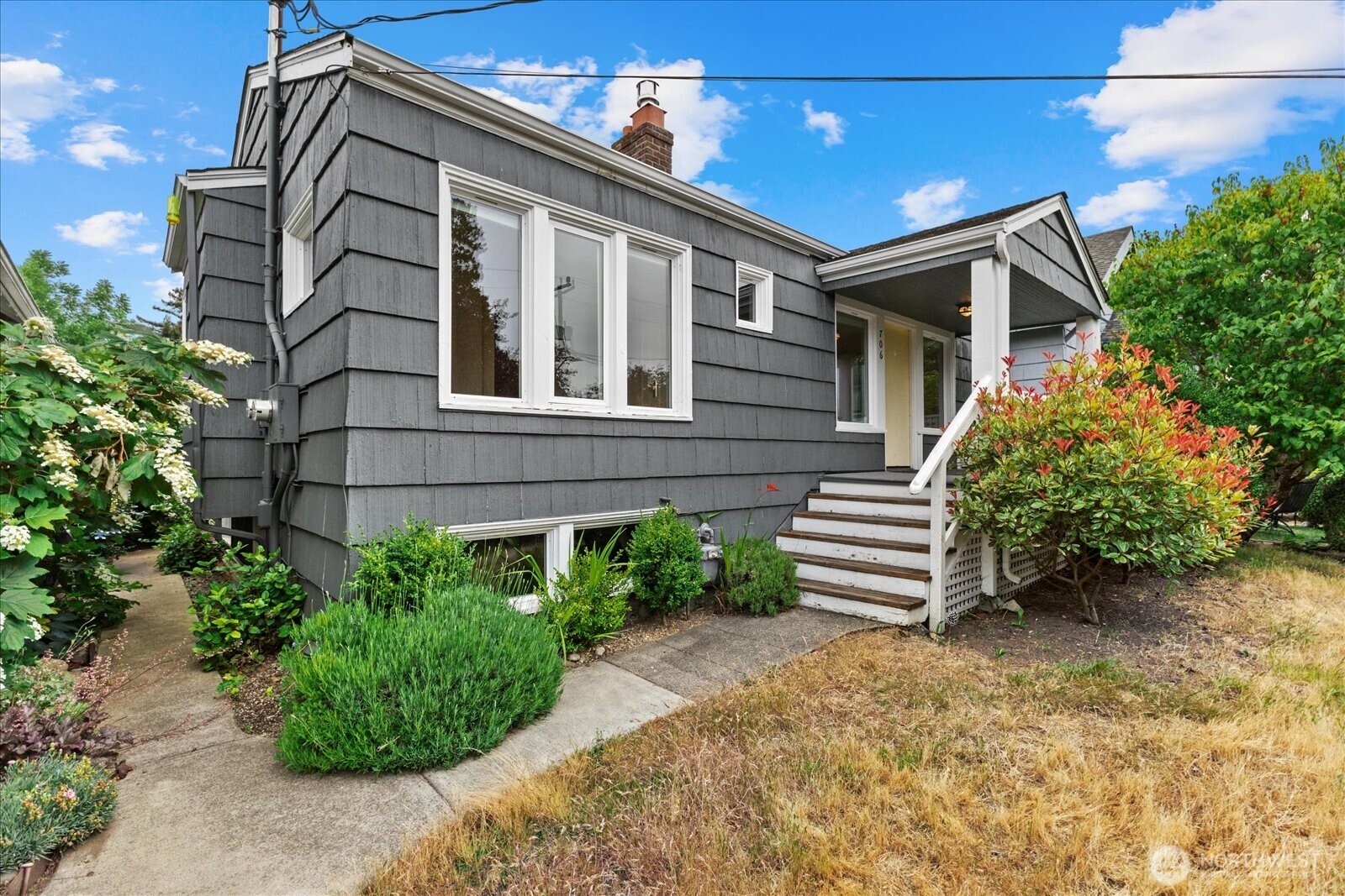 706 North 78th Street Seattle, WA 98103 - Photo 1 of 32