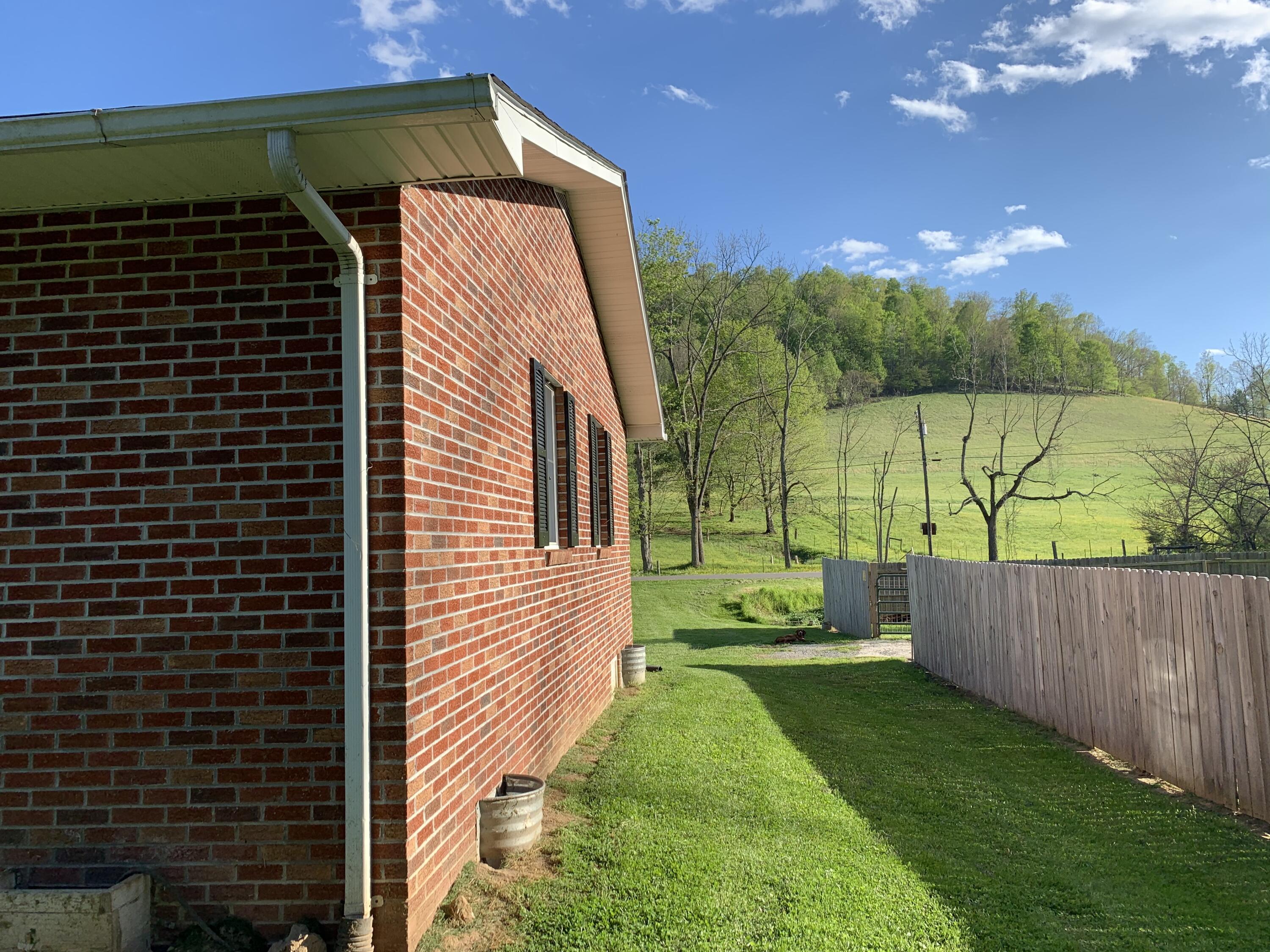 651 Lick Branch Road Ewing, VA 24248 - Photo 6 of 30 309E51DB-A45A-4618-A6F0-8D47C5B07EAC
