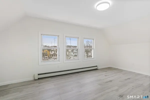 $2,300 | 661-663 Iranistan Avenue, Bridgeport, CT 06605