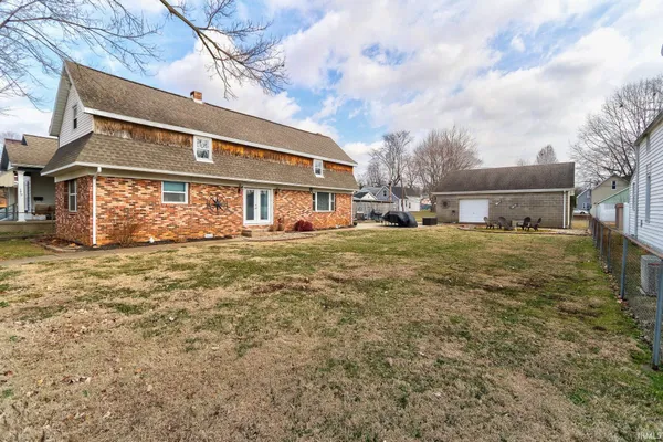 $229,000 | 211 North Woods Avenue, Evansville, IN 47712