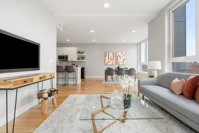 $649,000 | 10 Taber Street, Unit 501, Boston, MA 02119