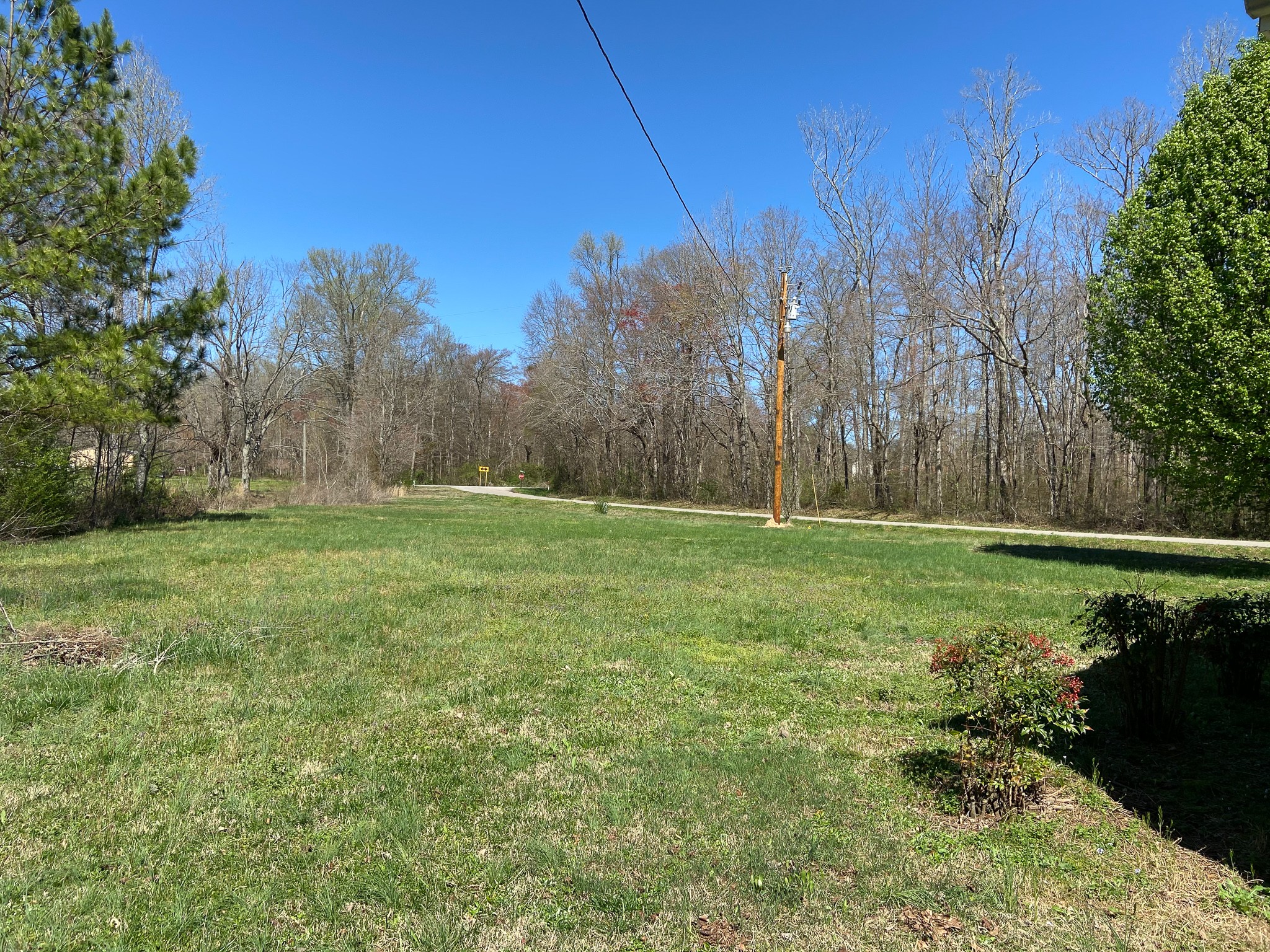 72 Pratt Road Manchester, TN 37355 - Photo 24 of 24 a view of a field with trees