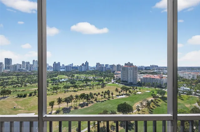 $2,700 | 20379 West Country Club Drive, Unit 2234, Aventura, FL 33180