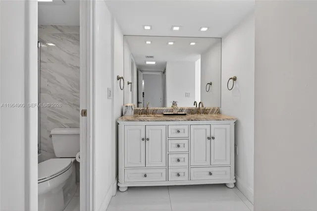 $2,700 | 20379 West Country Club Drive, Unit 2234, Aventura, FL 33180