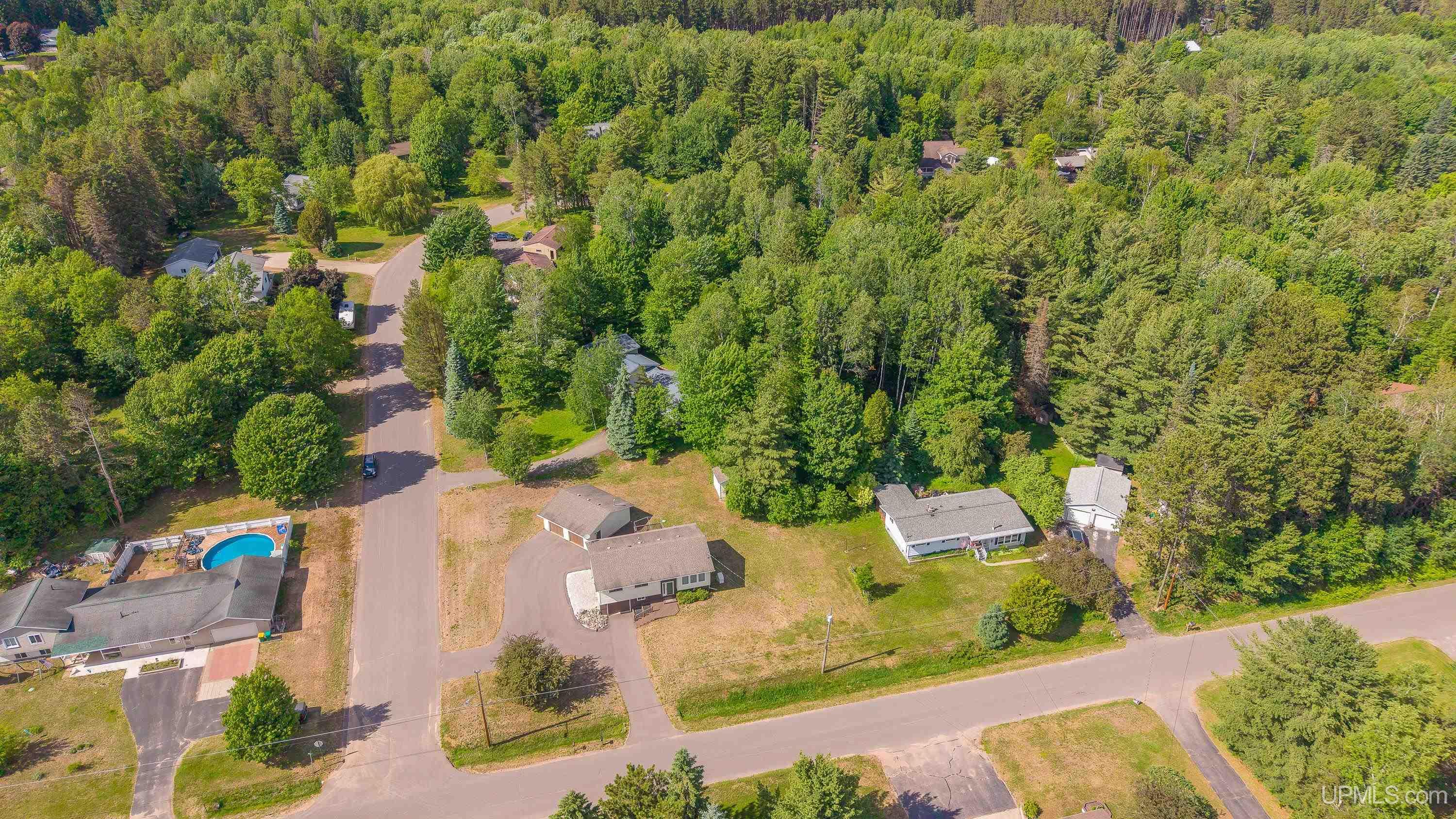 204 Ford Road Marquette, MI 49855 - Photo 44 of 47