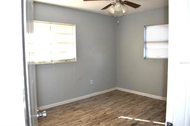 a view of empty room with window