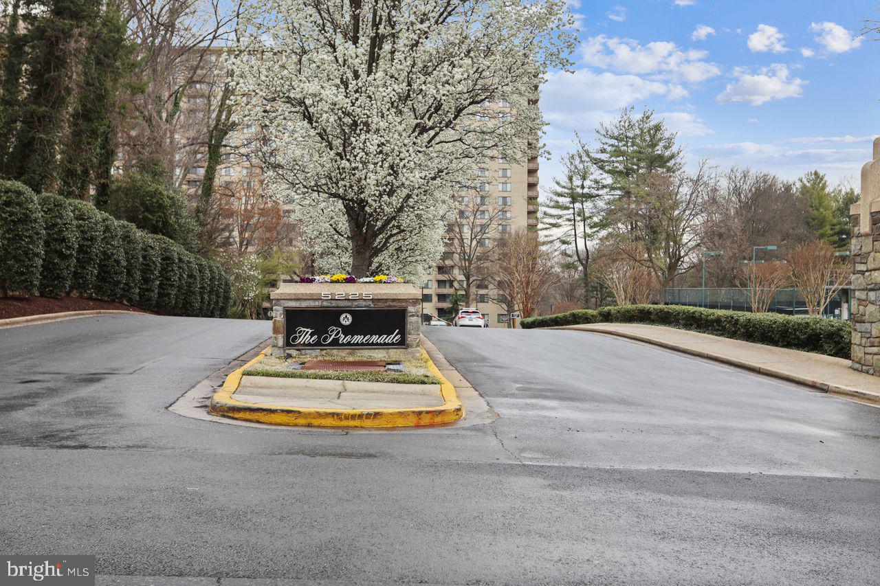 5225 Pooks Hill Road, Unit 827N Bethesda, MD 20814 - Photo 46 of 46 Promenade Entry Drive