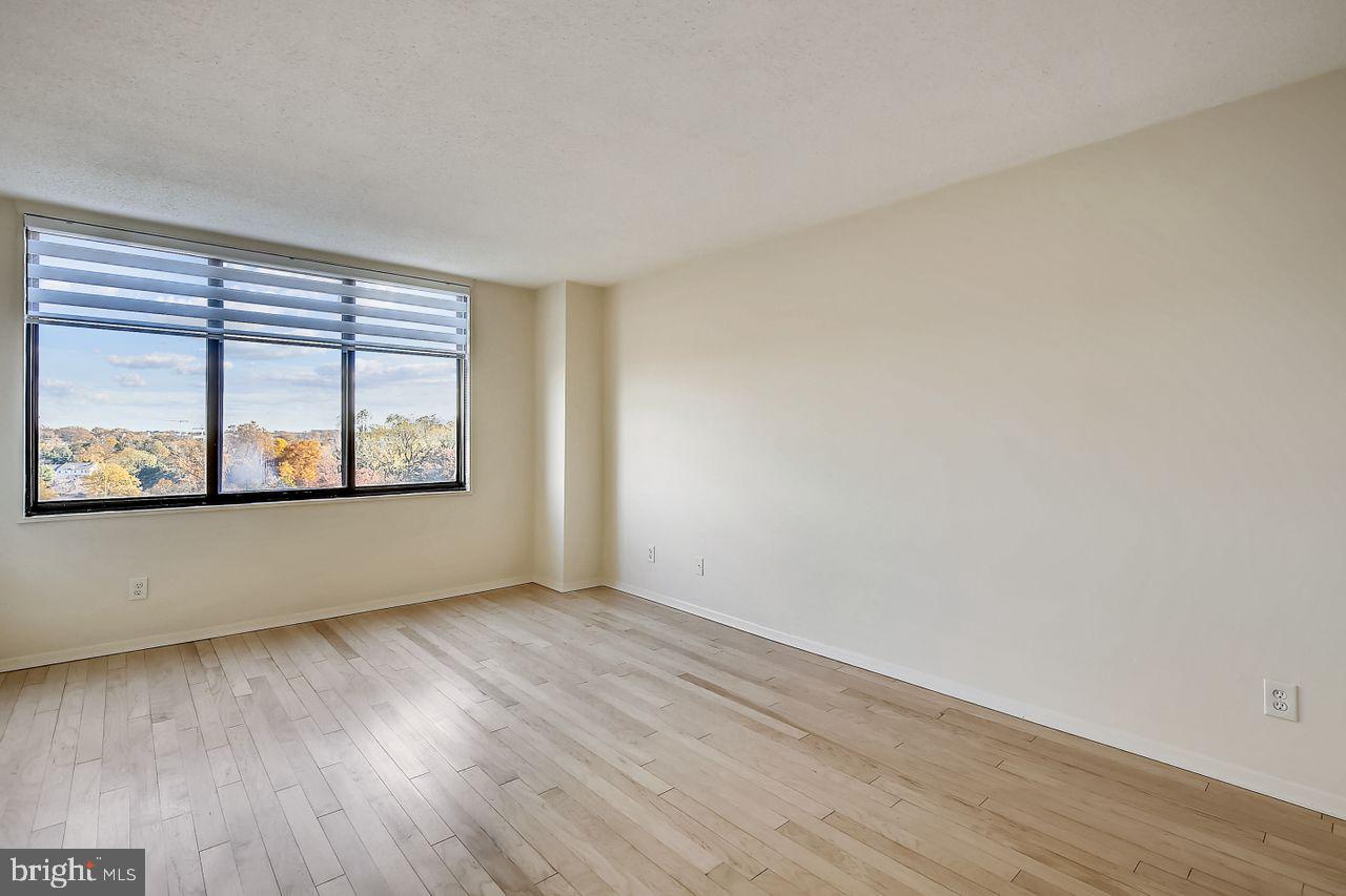 5225 Pooks Hill Road, Unit 827N Bethesda, MD 20814 - Photo 9 of 46 Bedroom