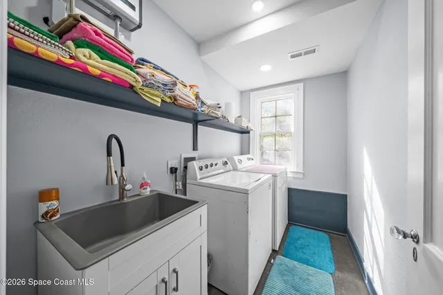 $2,400,000 | 875 Indian River Drive, Cocoa, FL 32922