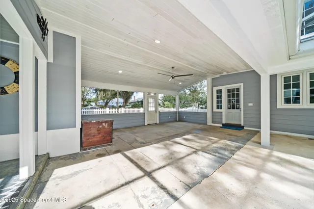 $2,400,000 | 875 Indian River Drive, Cocoa, FL 32922