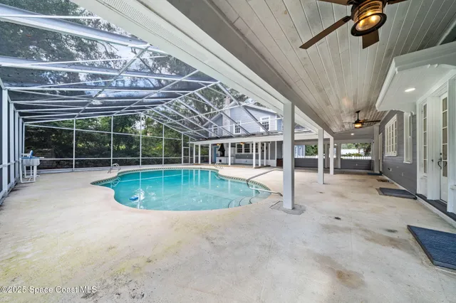 $2,400,000 | 875 Indian River Drive, Cocoa, FL 32922