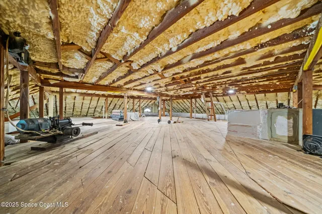 $2,400,000 | 875 Indian River Drive, Cocoa, FL 32922