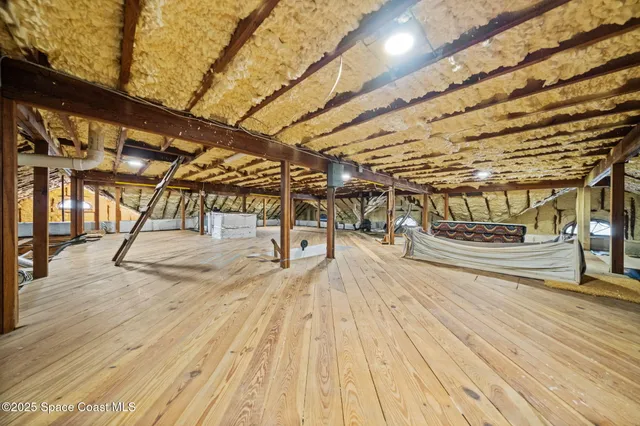 $2,400,000 | 875 Indian River Drive, Cocoa, FL 32922