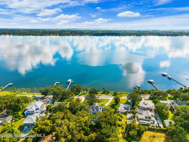 $2,400,000 | 875 Indian River Drive, Cocoa, FL 32922