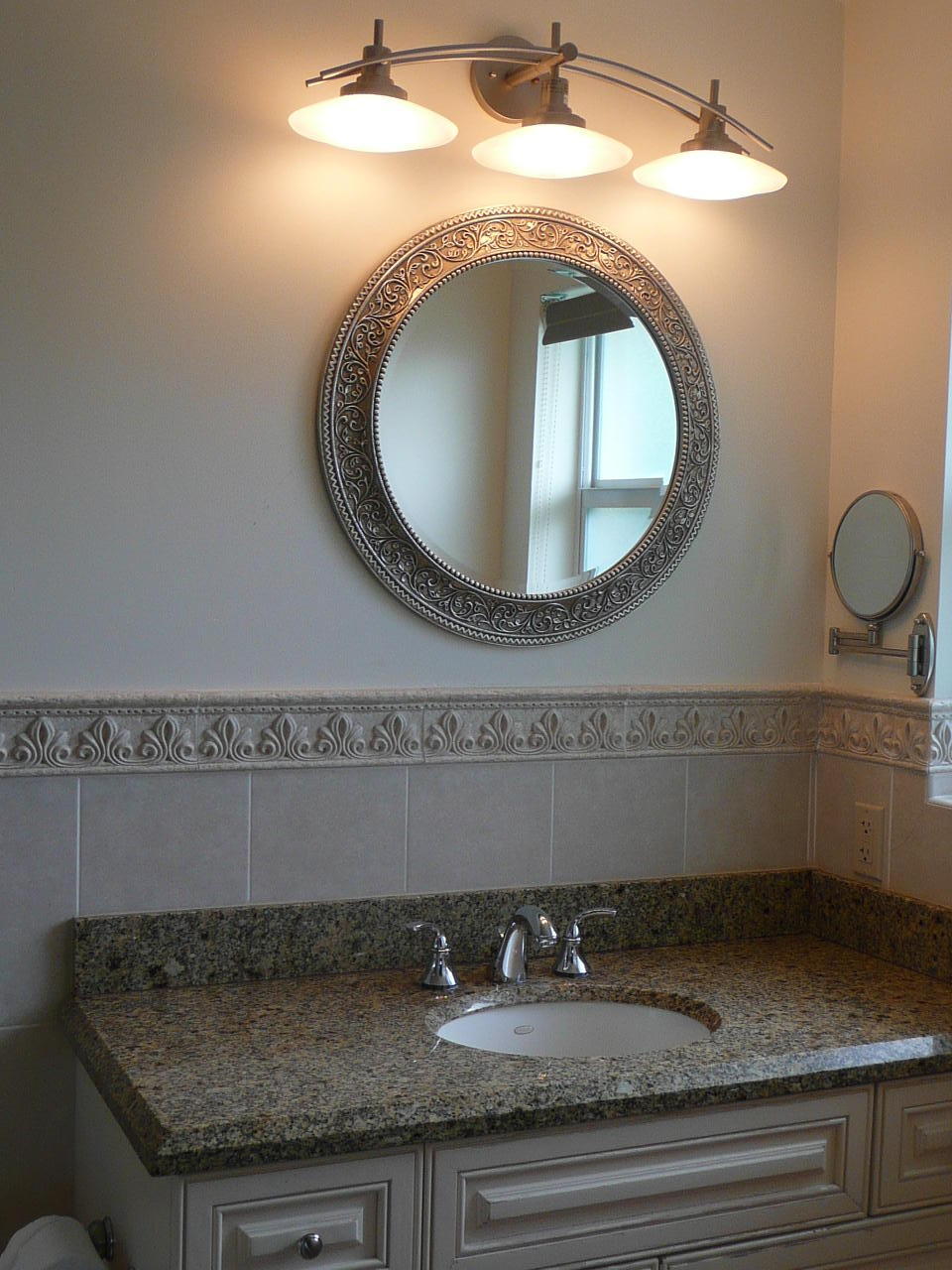 777 Southwest 7th Street Boca Raton, FL 33486 - Photo 17 of 26 Guest bath