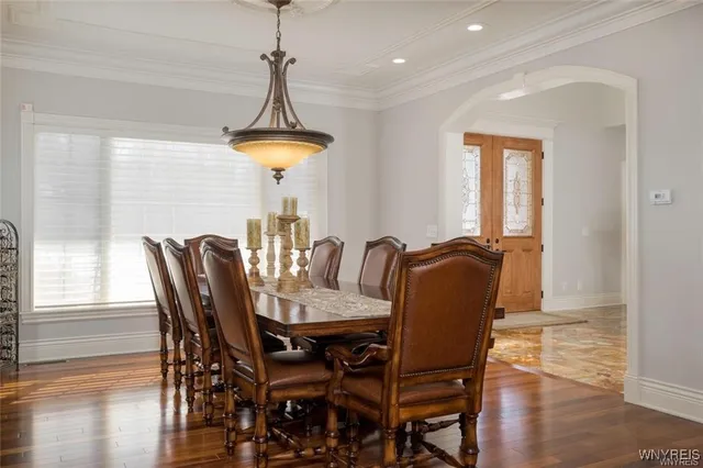 $1,125,000 | 698 Windover Lane, Evans, NY 14047