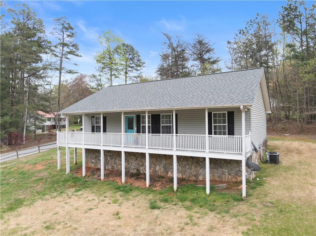 104 View Street Clarkesville, GA 30523 - Photo 9 of 29