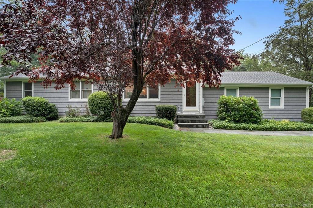 41 South Hoop Pole Road Guilford, CT 06437 - Photo 1 of 1
