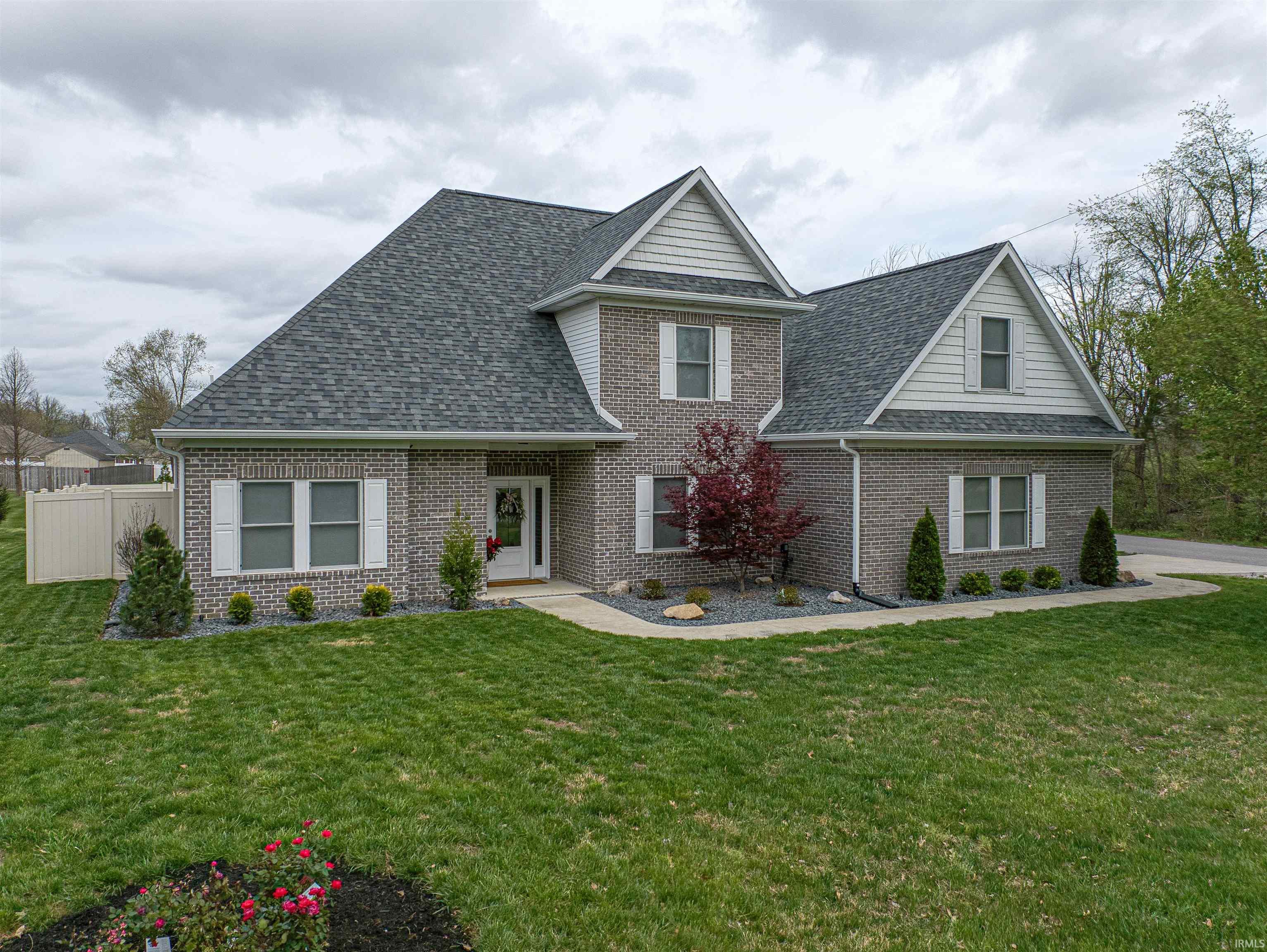 6122 Gardner Road Chandler, IN 47610 - Photo 3 of 36