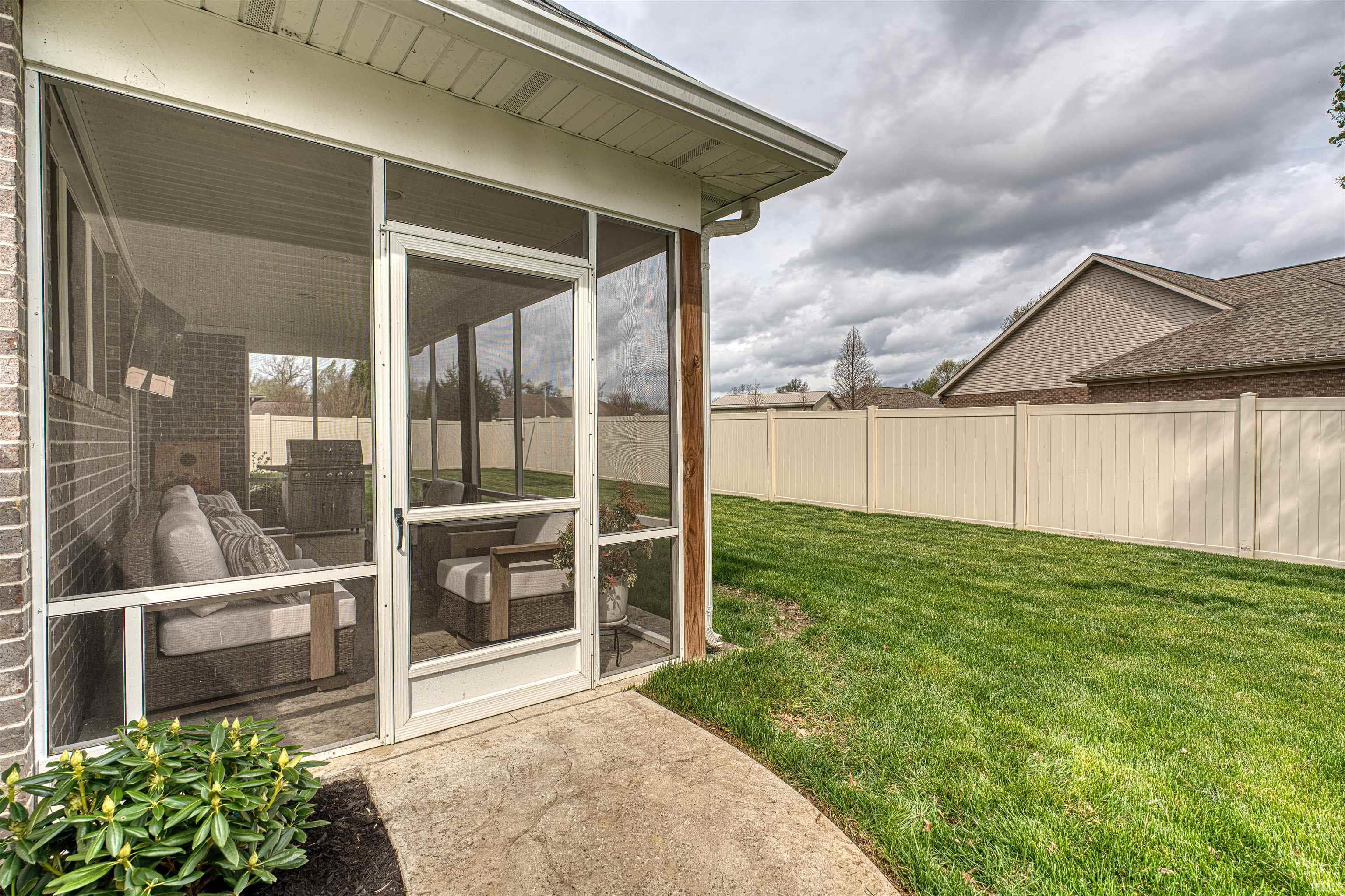 6122 Gardner Road Chandler, IN 47610 - Photo 35 of 36