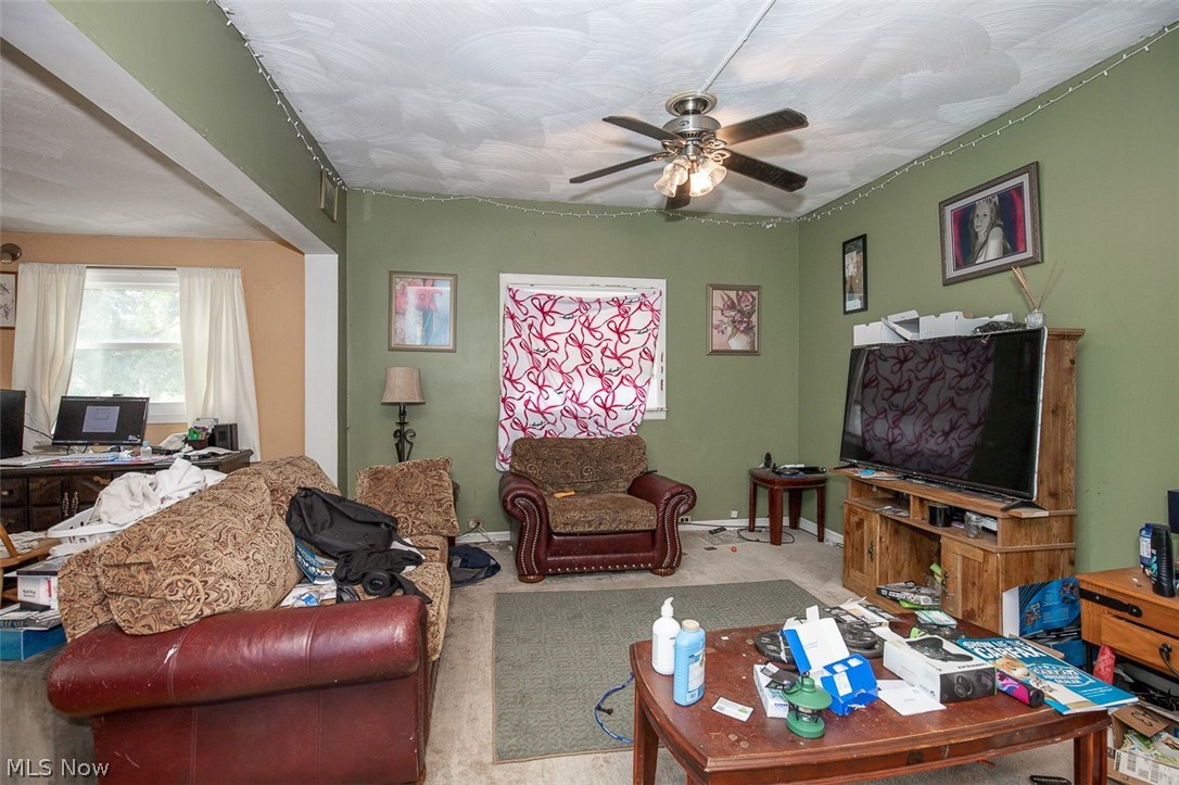 14600 Triskett Road Cleveland, OH 44111 - Photo 6 of 41