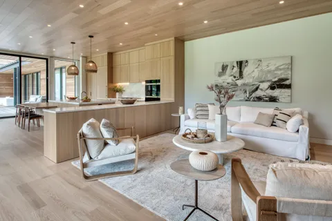 $8,995,000 | 204 Head Of Pond Road, Water Mill, NY 11976
