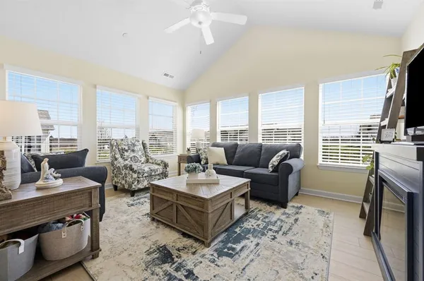 $434,900 | 1042 Forest Oaks Drive, Butler, PA 16001
