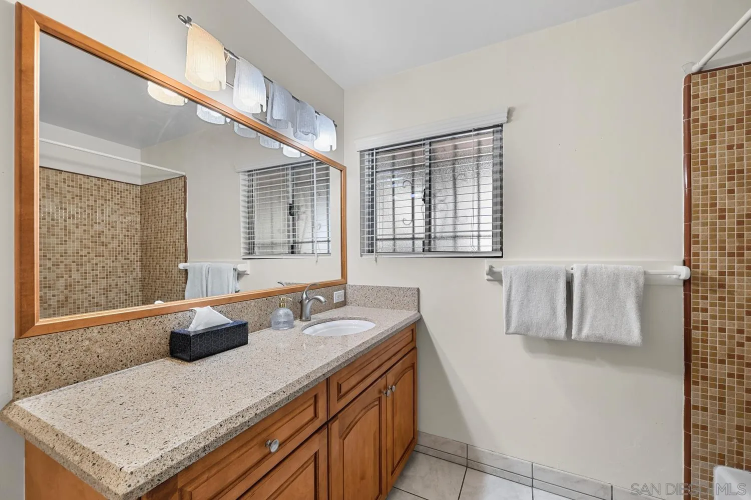 2610 Torrey Pines Road, Unit C22 La Jolla, CA 92037 - Photo 15 of 24 Gallery Image 15