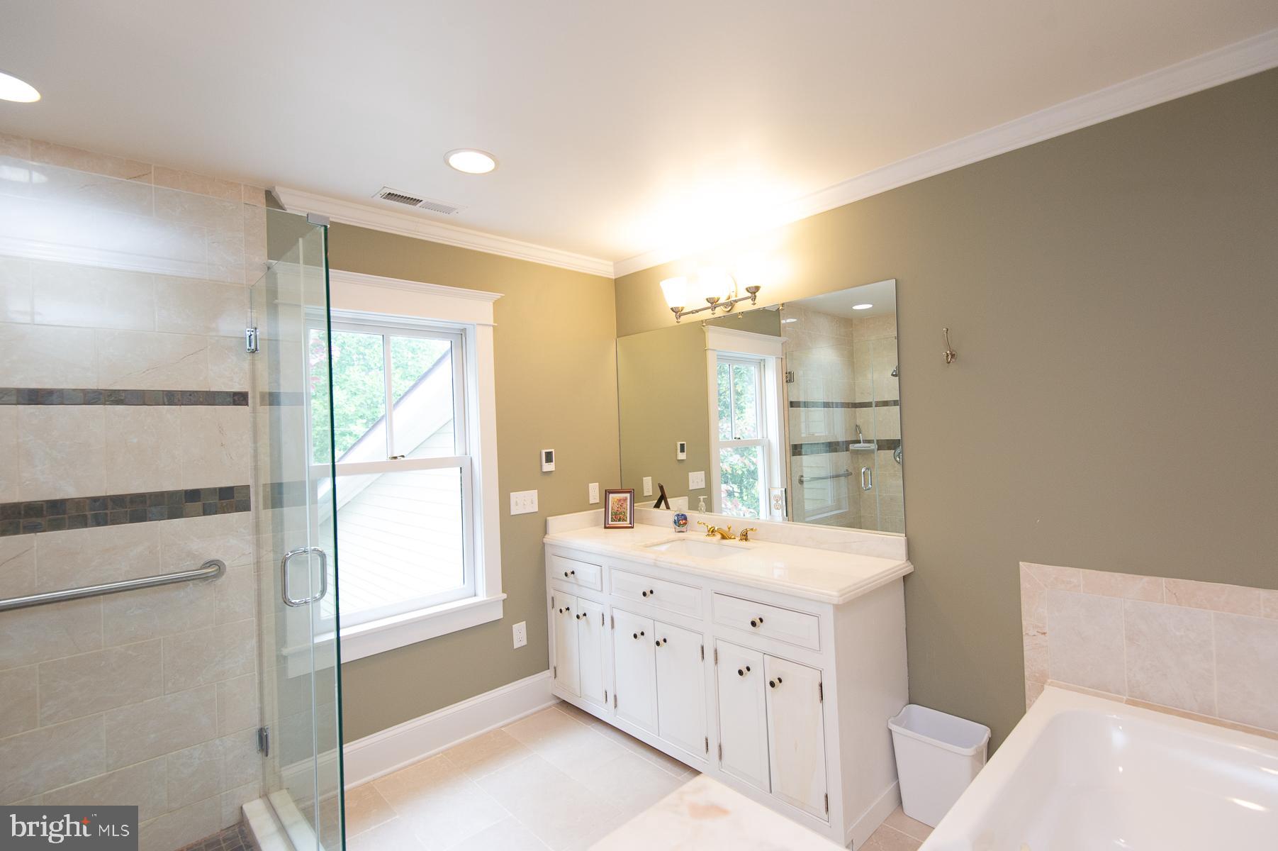 10494 Rich Neck Road Claiborne, MD 21624 - Photo 36 of 80 Primary Bath