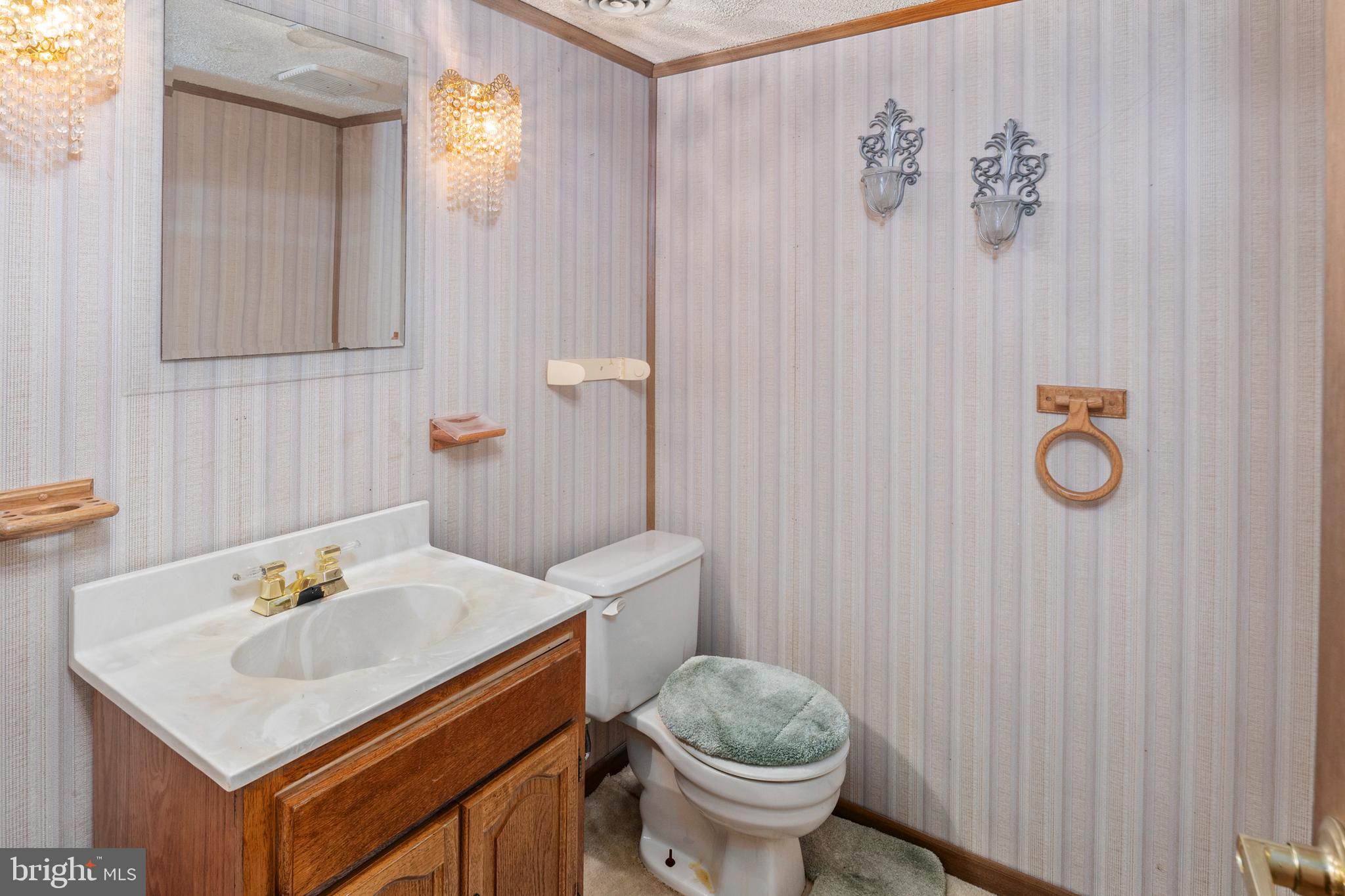 6824 Southfield Road Fort Washington, MD 20744 - Photo 18 of 28 Half Bathroom