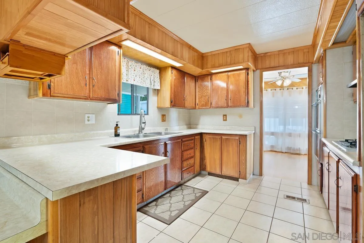 12505 Royal Road, Unit 38 El Cajon, CA 92021 - Photo 8 of 10 Gallery Image 8