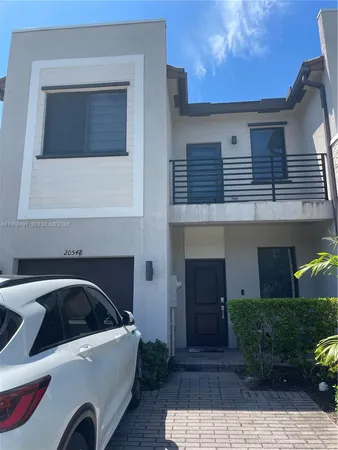 $4,000 | 20548 Northeast 5th Place, Miami, FL 33179