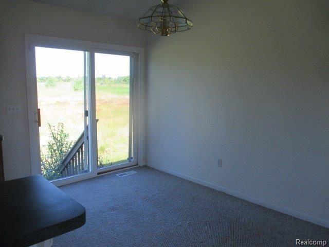 10104 Van Vleet Road Gaines, MI 48436 - Photo 18 of 22 Dining.jpg