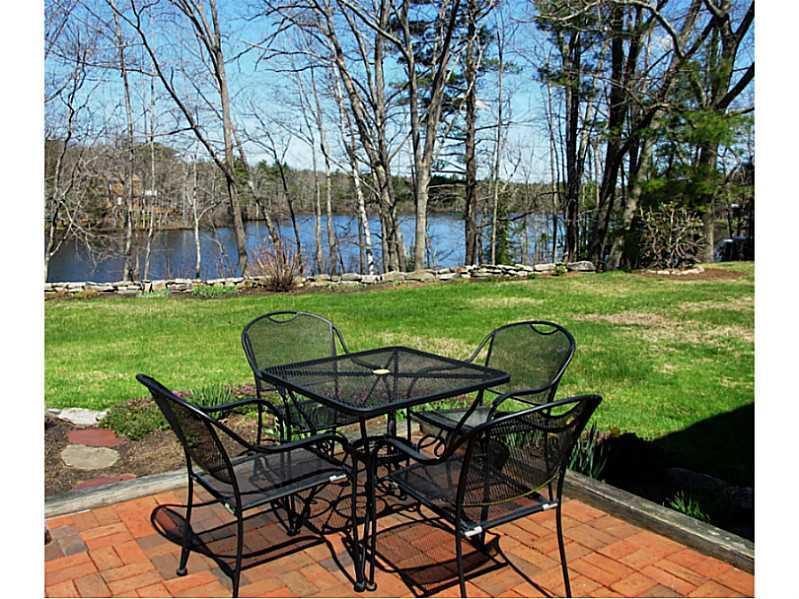82-84 Scituate Road York, ME 03909 - Photo 5 of 35 Patio/Deck.