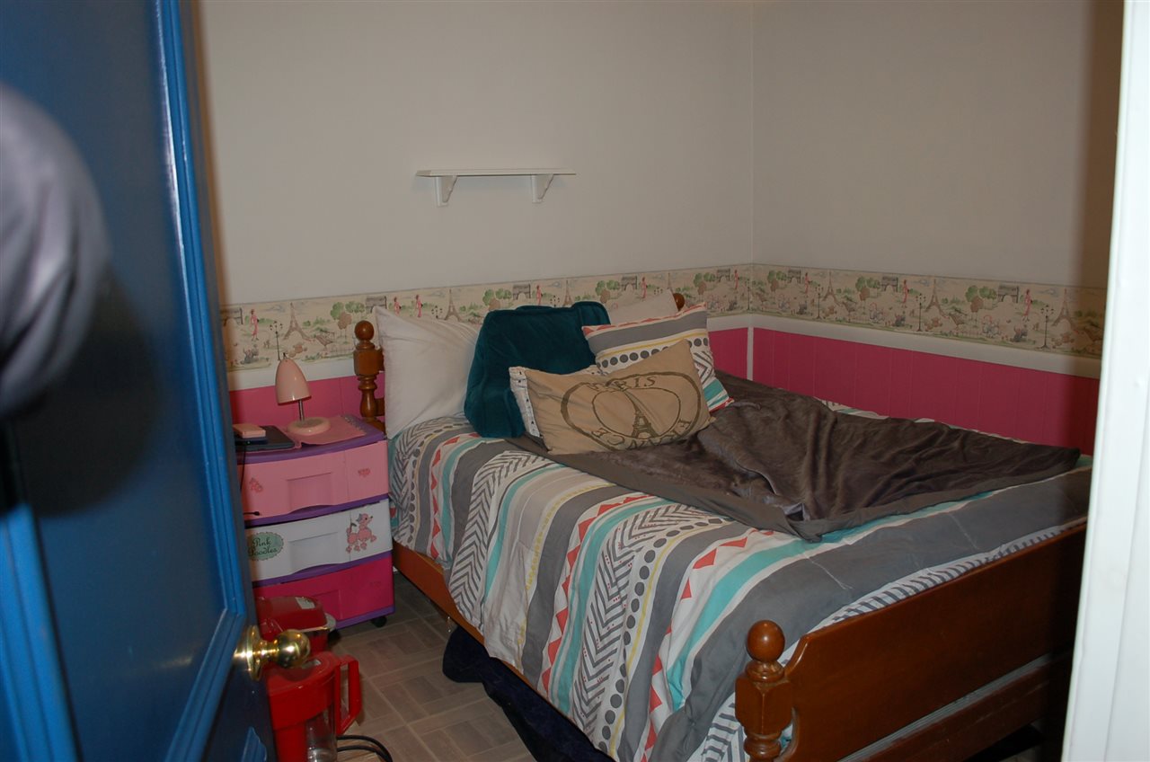 220 Middle Road Barre Town, VT 05654 - Photo 12 of 23