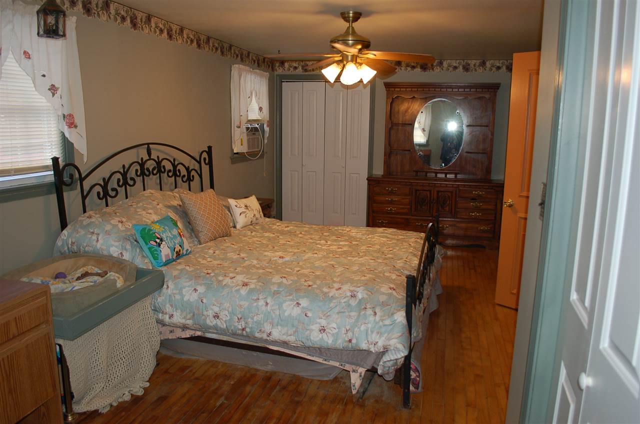 220 Middle Road Barre Town, VT 05654 - Photo 7 of 23